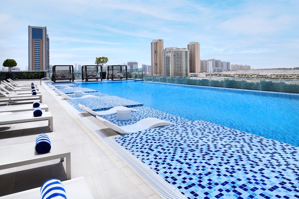 Movenpick Jumeirah Village Triangle 78/82