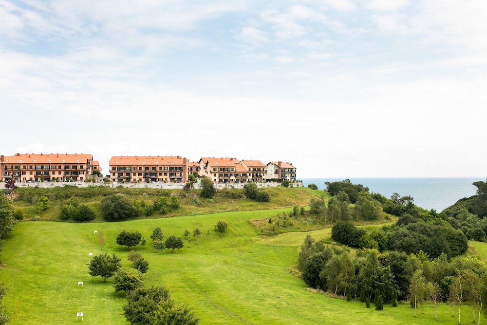 Abba Comillas Apartments 47/59
