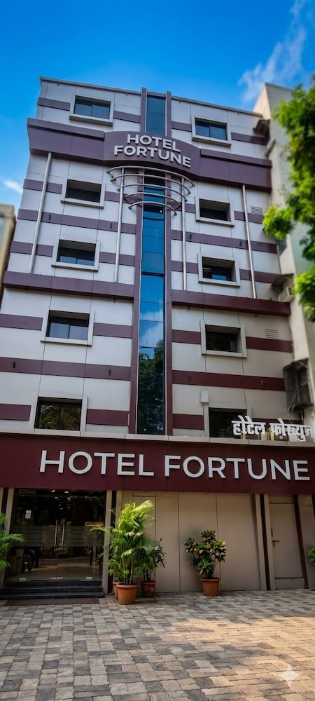 Fortune Hotel 5/39