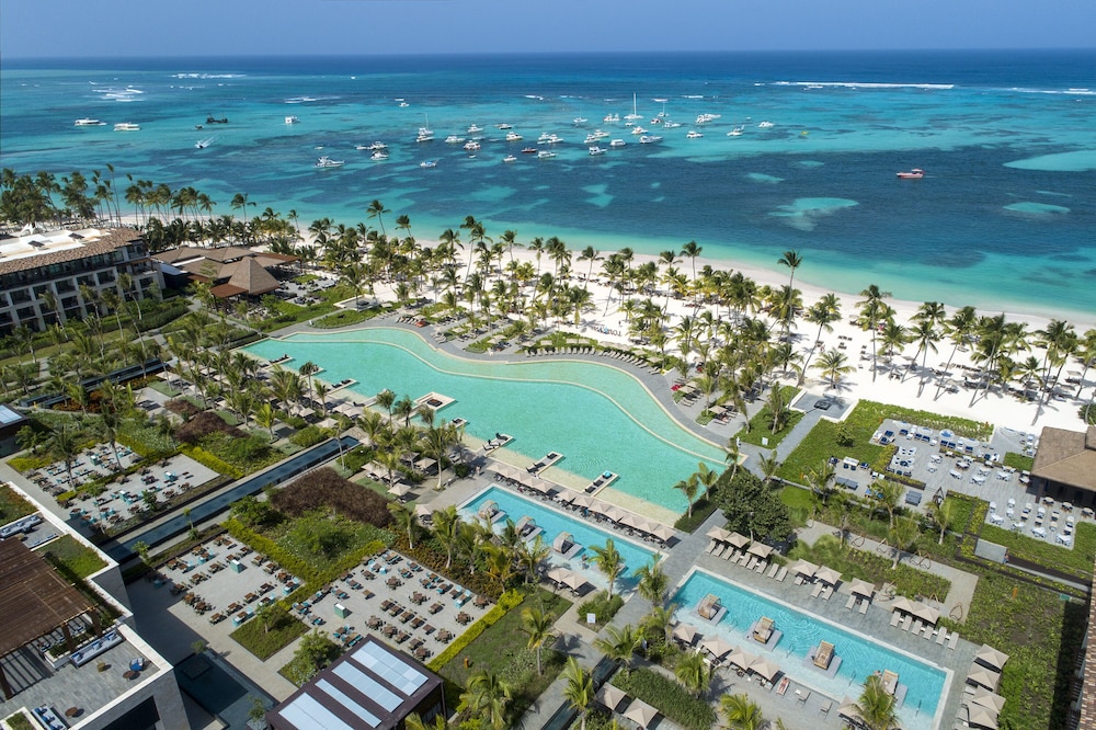 Lopesan Costa Bavaro Resort Spa and Casino 47/50