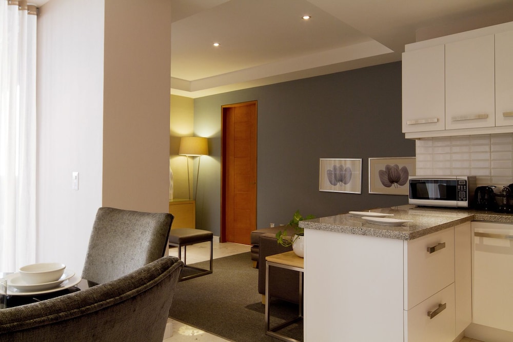Pennsylvania Suites 46/53