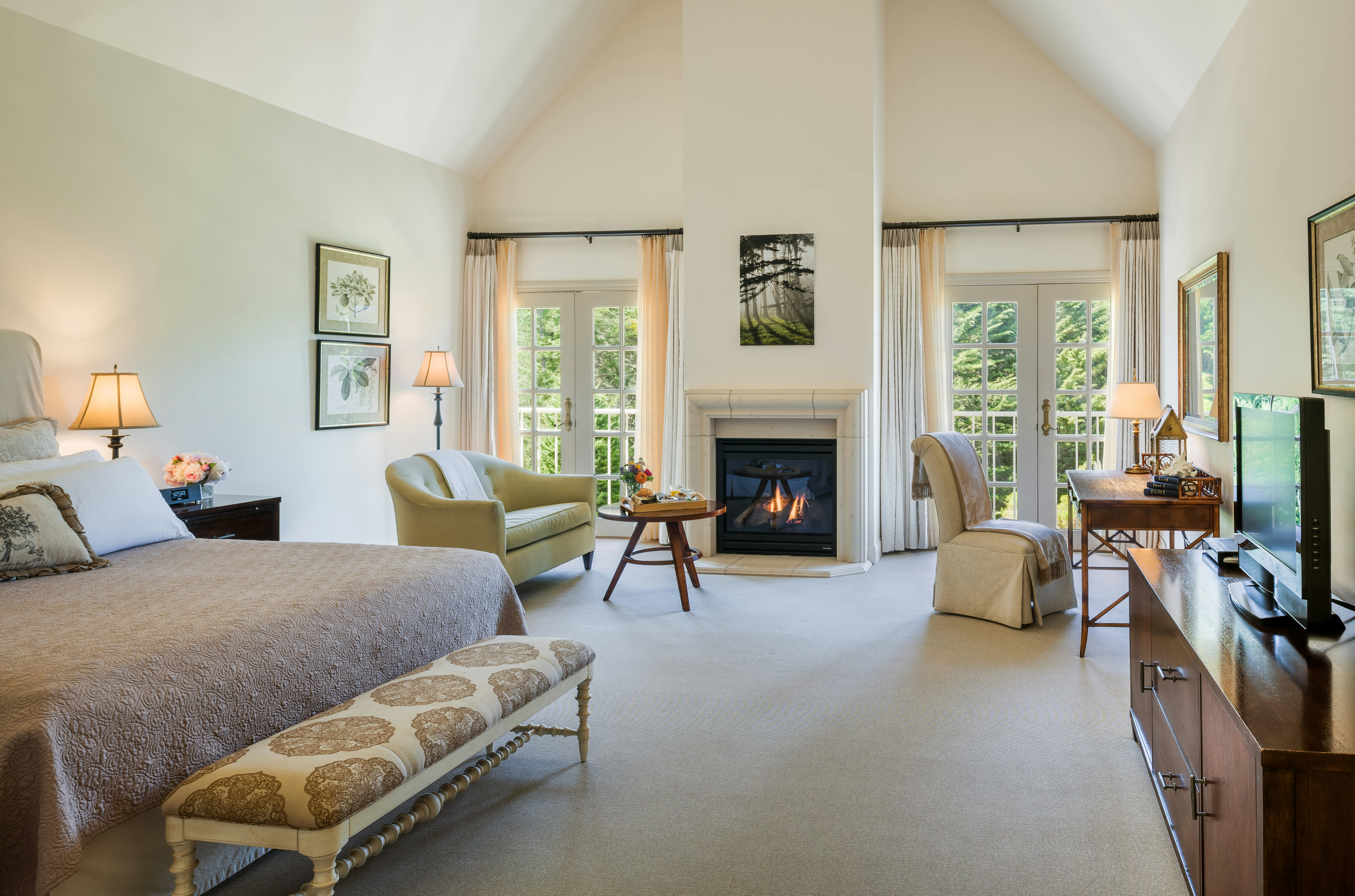Cypress, Grove, Suite, King Bed