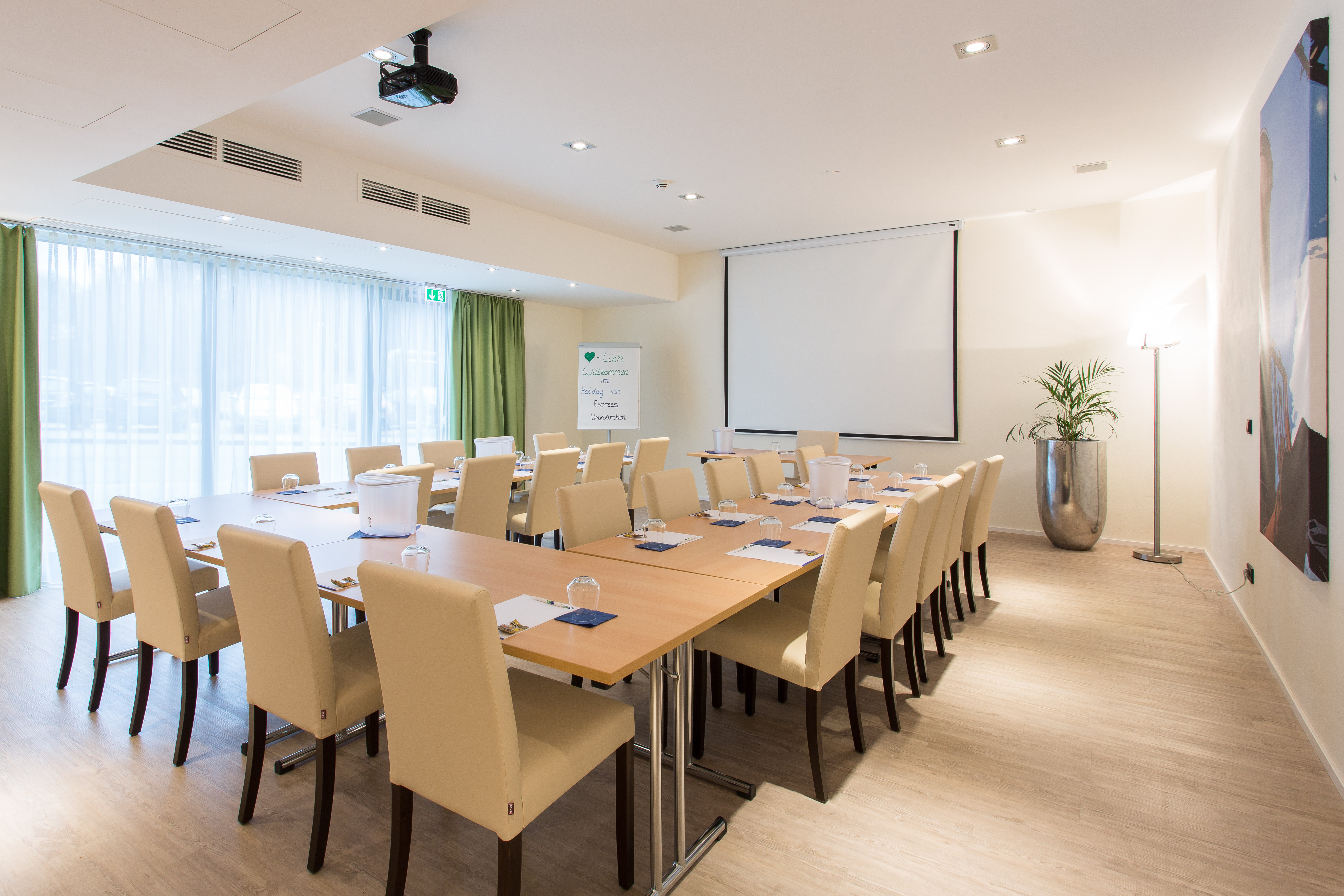 Holiday Inn Express Neunkirchen 44/45