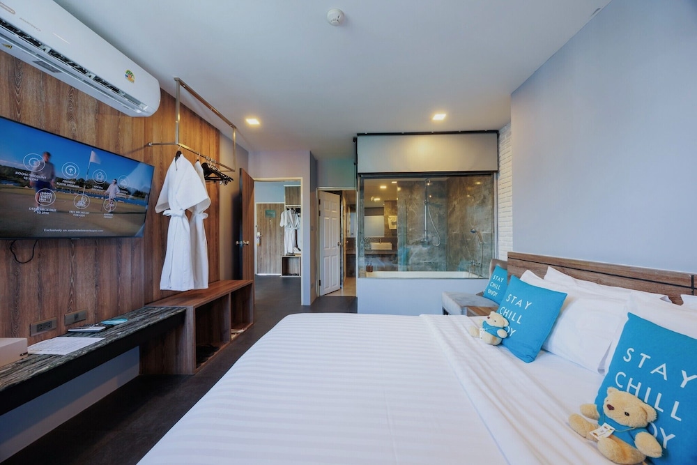 2 Bedrooms, Family Suite, 2 Double Beds, Mountain View, Cross Vibe Chiang Mai Decem 5/10