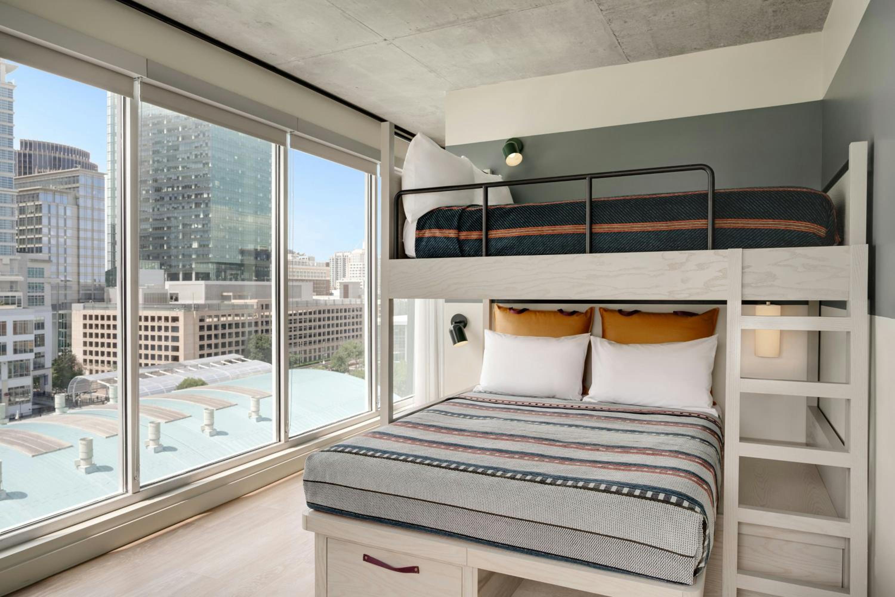 Specialty, City View, Accessible