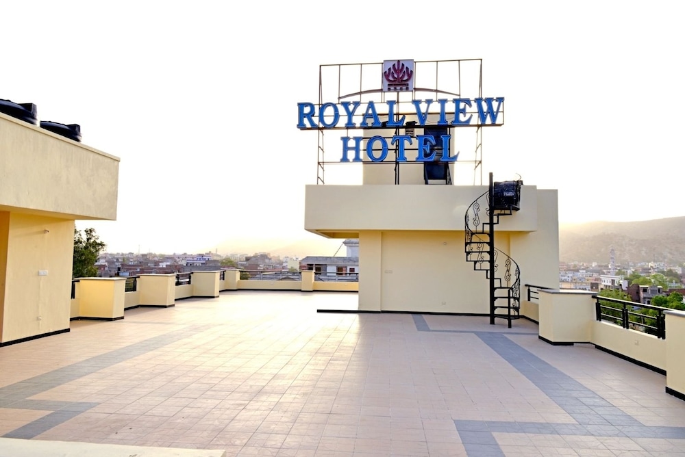 Royal View Hotel 25/30