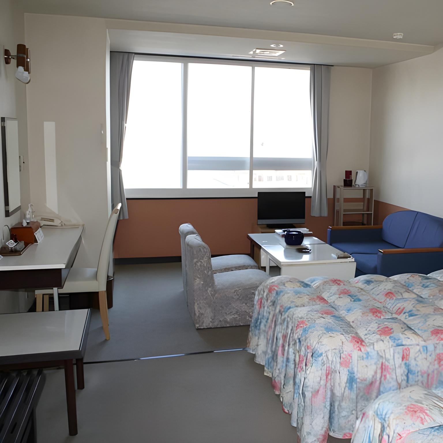 Western, Lake, Twin Beds, Washing Machine