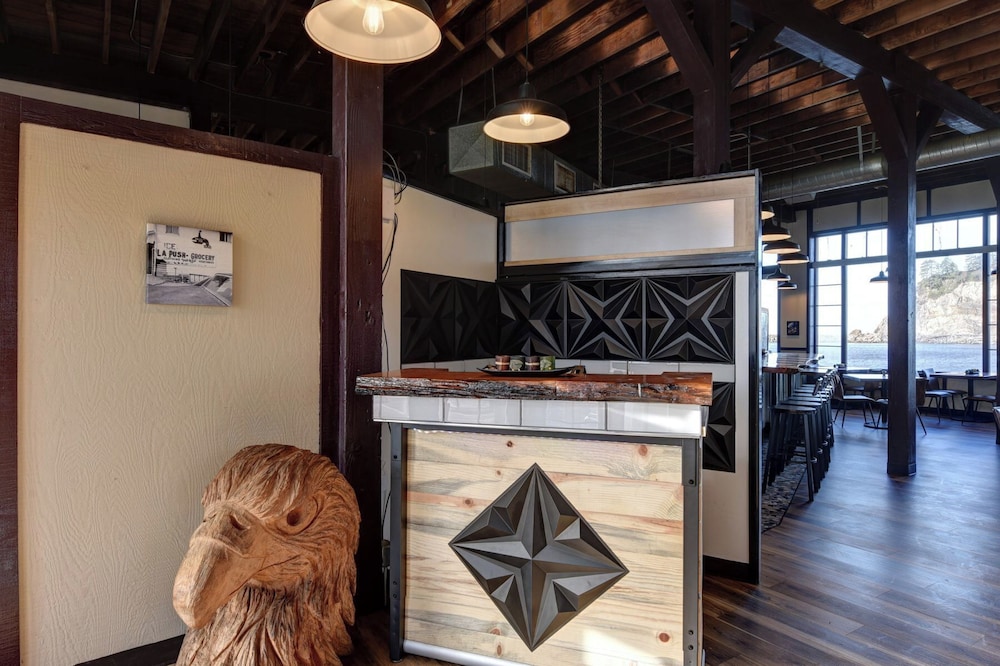 Quileute Oceanside Resort 7/50