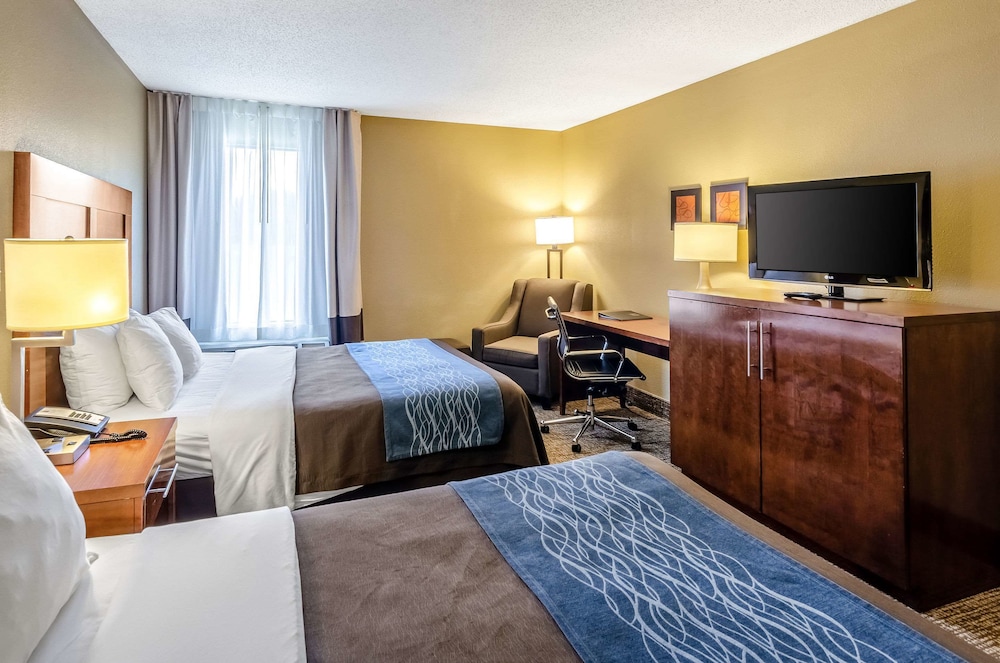 Comfort Inn & Suites Christiansburg I-81 14/36