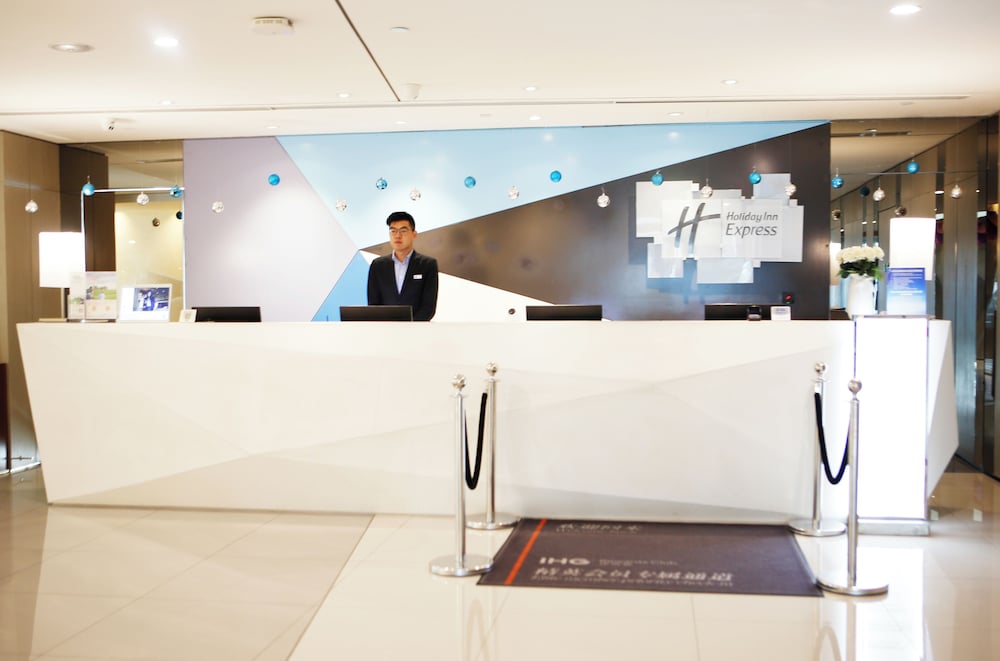 lobby