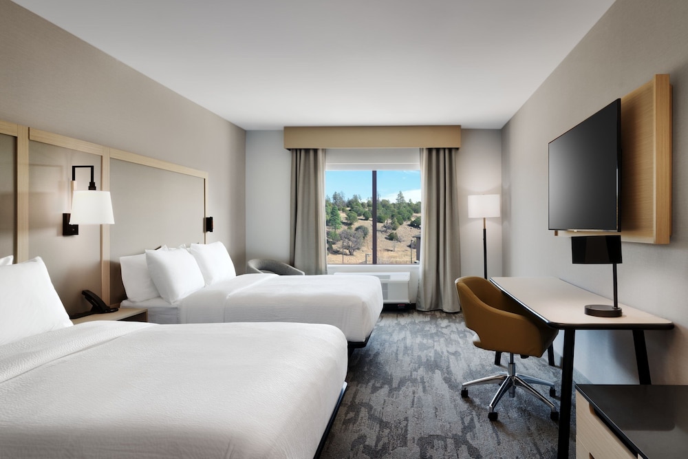 Fairfield Inn & Suites by Marriott Show Low 8/37