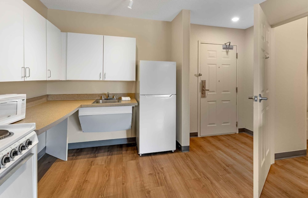 Extended Stay America Melbourne Airport 42/50