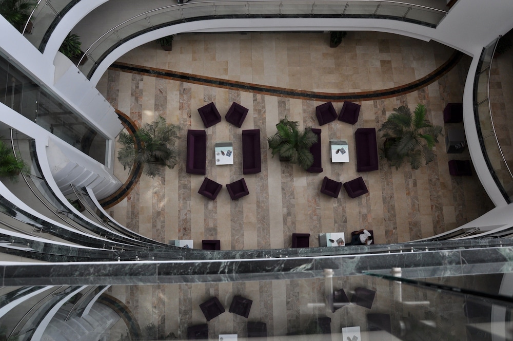 Hotel Atrium Plaza 4/65
