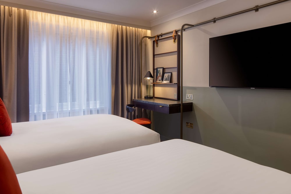 The Samuel Ryder Hotel St. Albans, Tapestry Collection by Hilton 13/38