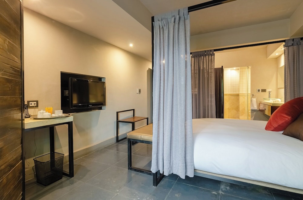 Prodeo Hotel Lounge 23/70