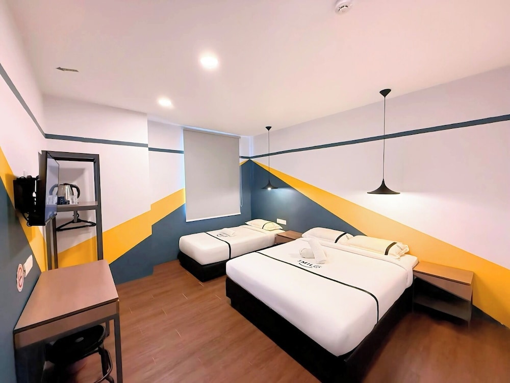 ROOM, TRIPLE