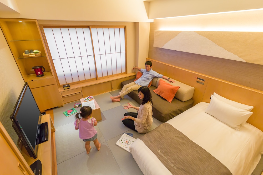 Cocochee Hotel Numazu 12/33