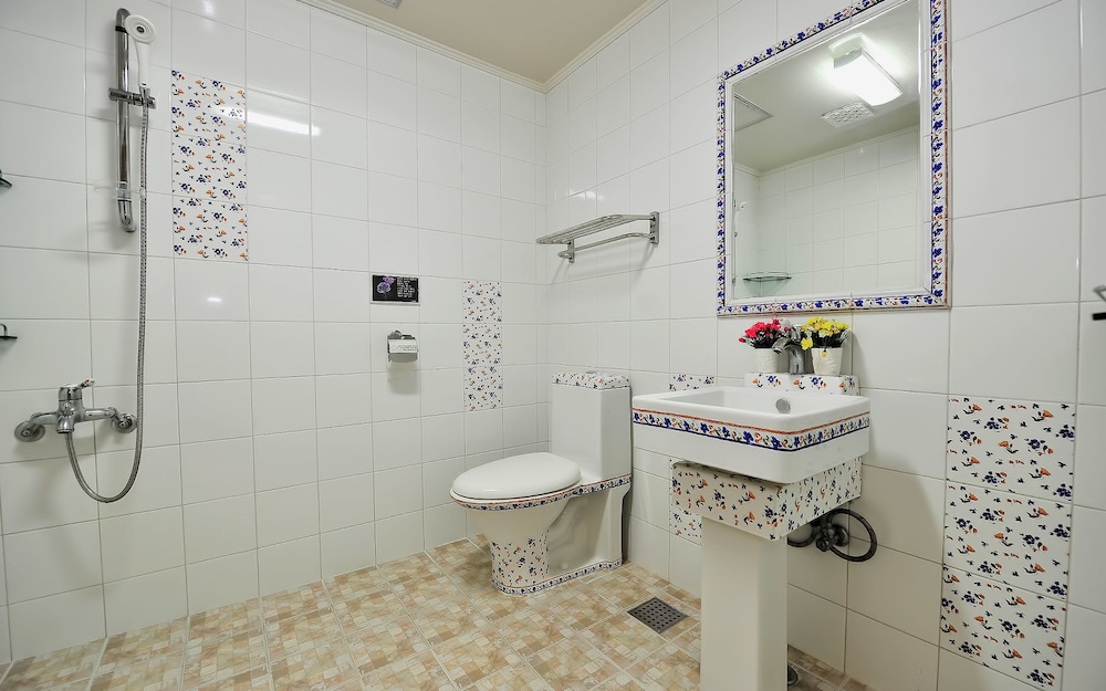 Sokcho Esher House Pension 32/34