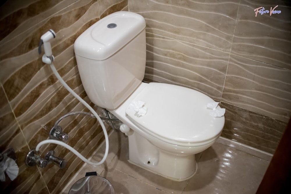Rehana Plaza Hotel 39/42