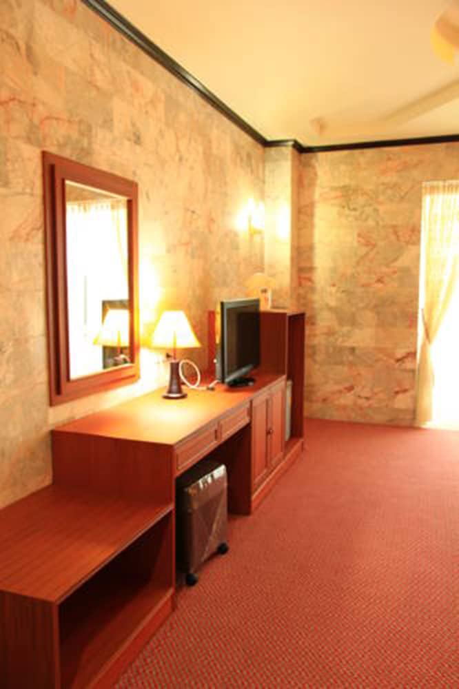 Golden Dragon Resort 23/43