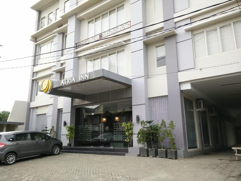 Atria Inn 35/39