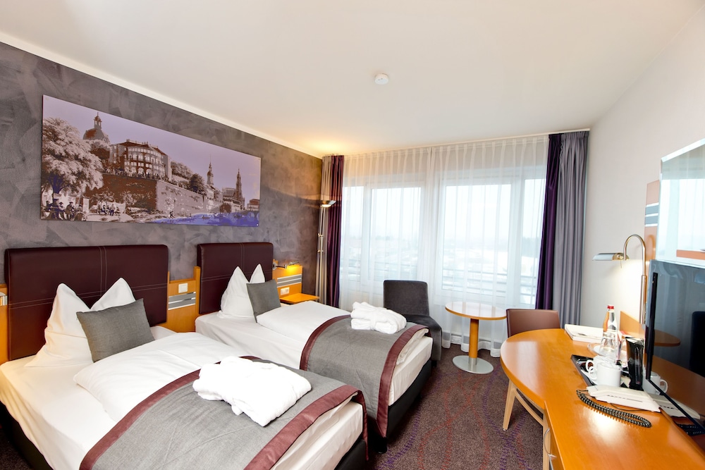 Ramada by Wyndham Dresden 15/61