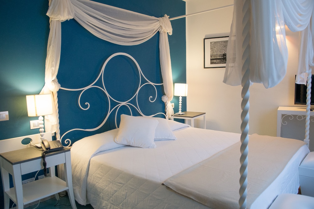 Suite, Terrace