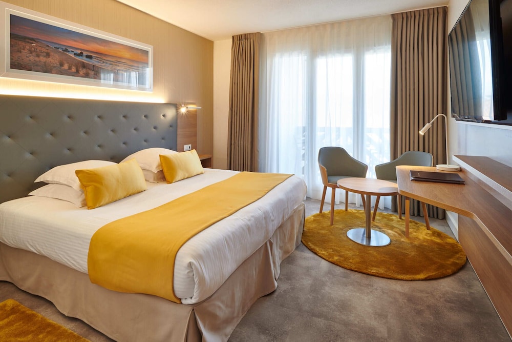 TRADITIONAL, DOUBLE BED