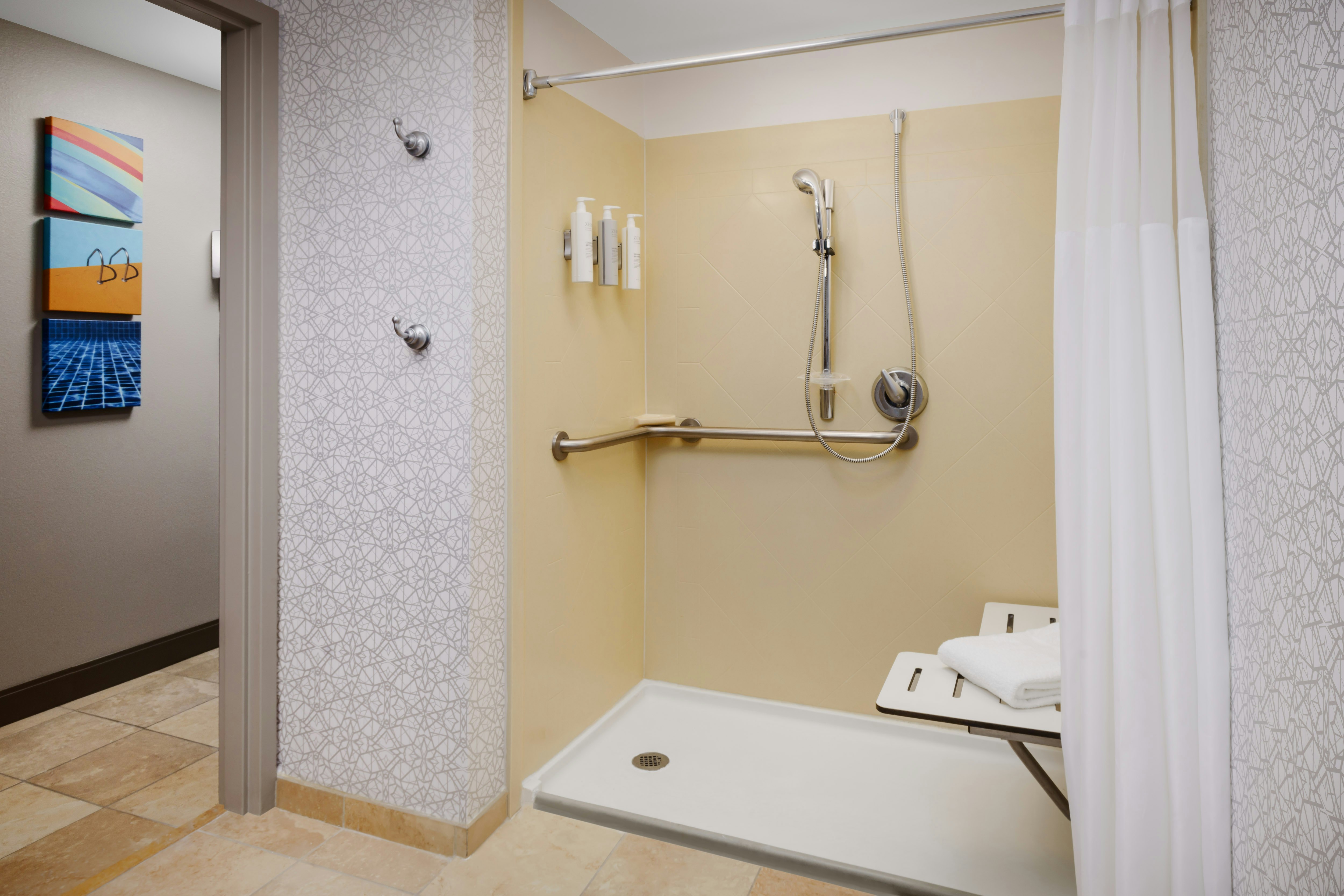 غرفة بسرير كوين لذوي الإعاقة، Hampton Inn Ft Lauderdale-Cypress Creek 2/2