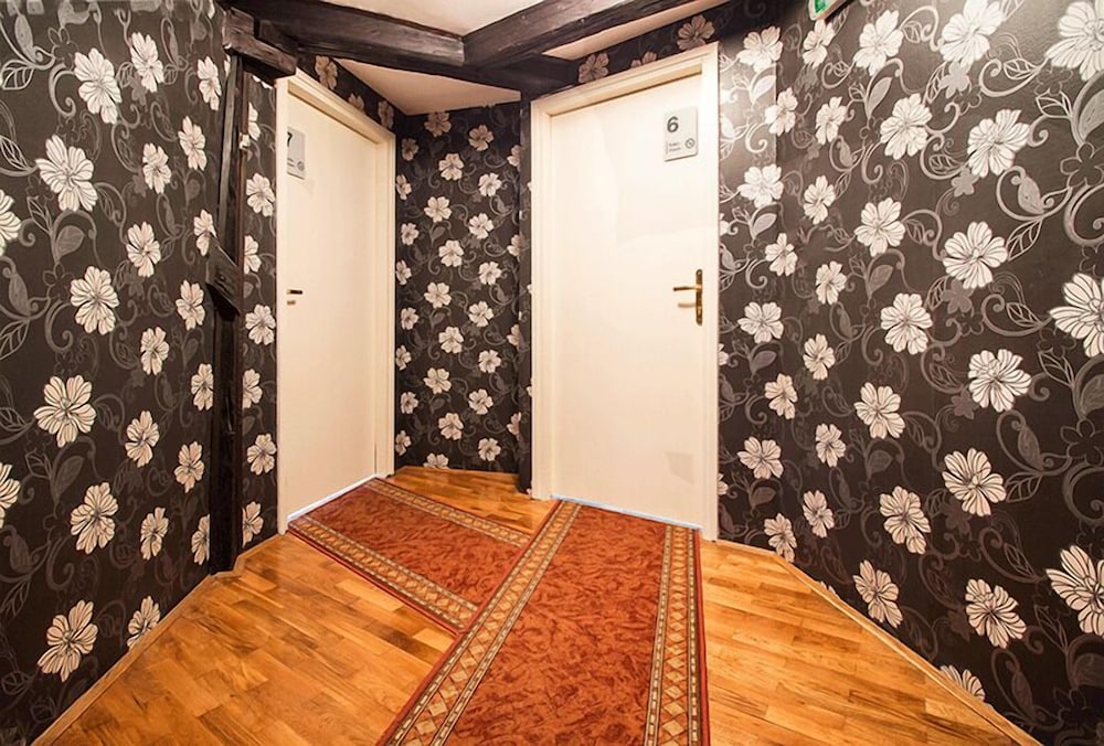 HOSTEL CENTAR 43/52