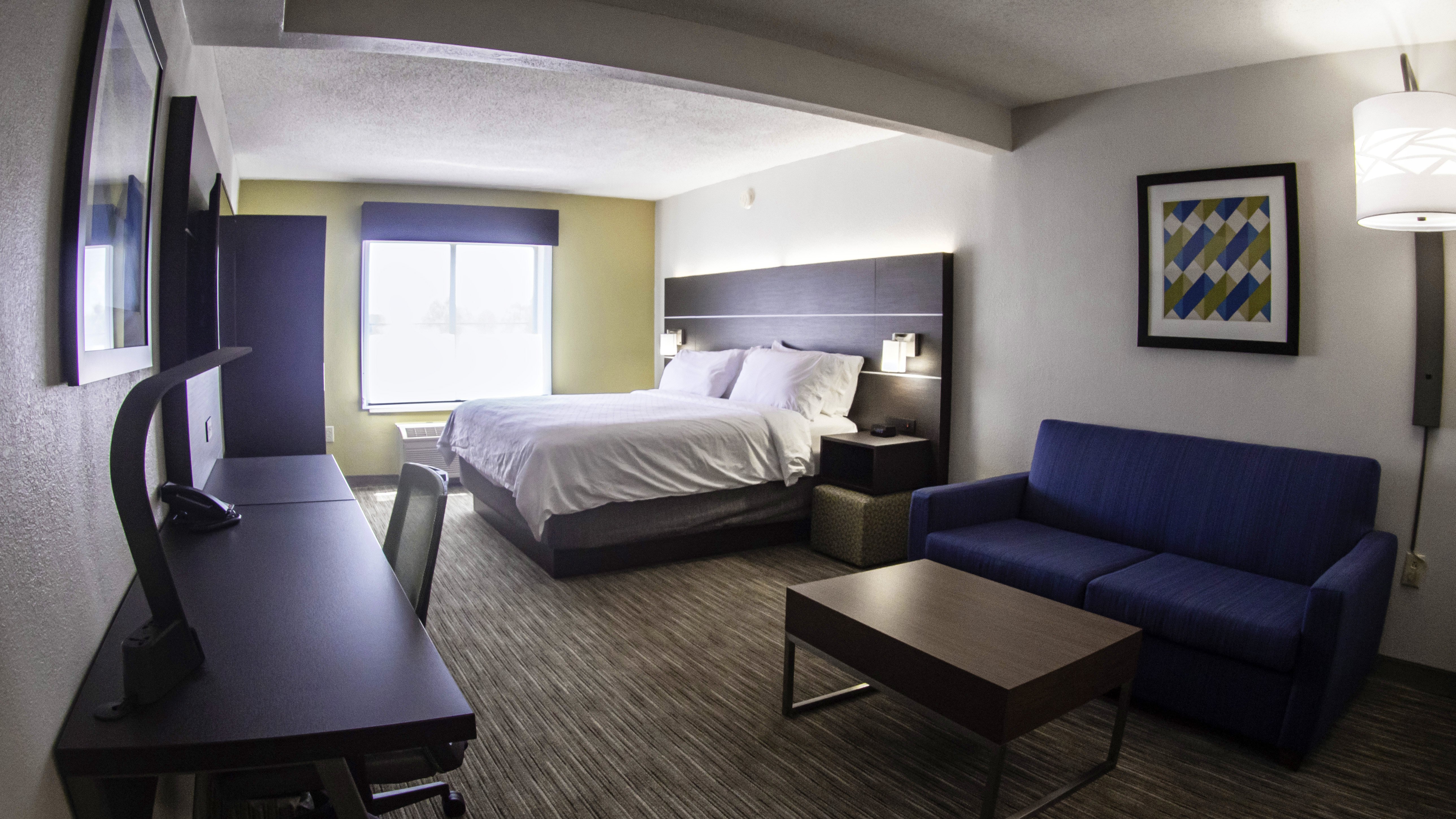 Holiday Inn Express Hotel Suites Charlotte Concord I 85 24/58
