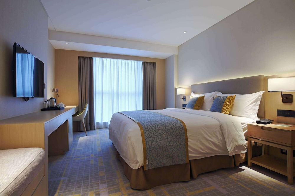 Howard Johnson By Wyndham Glory Plaza Chenghai 10/29