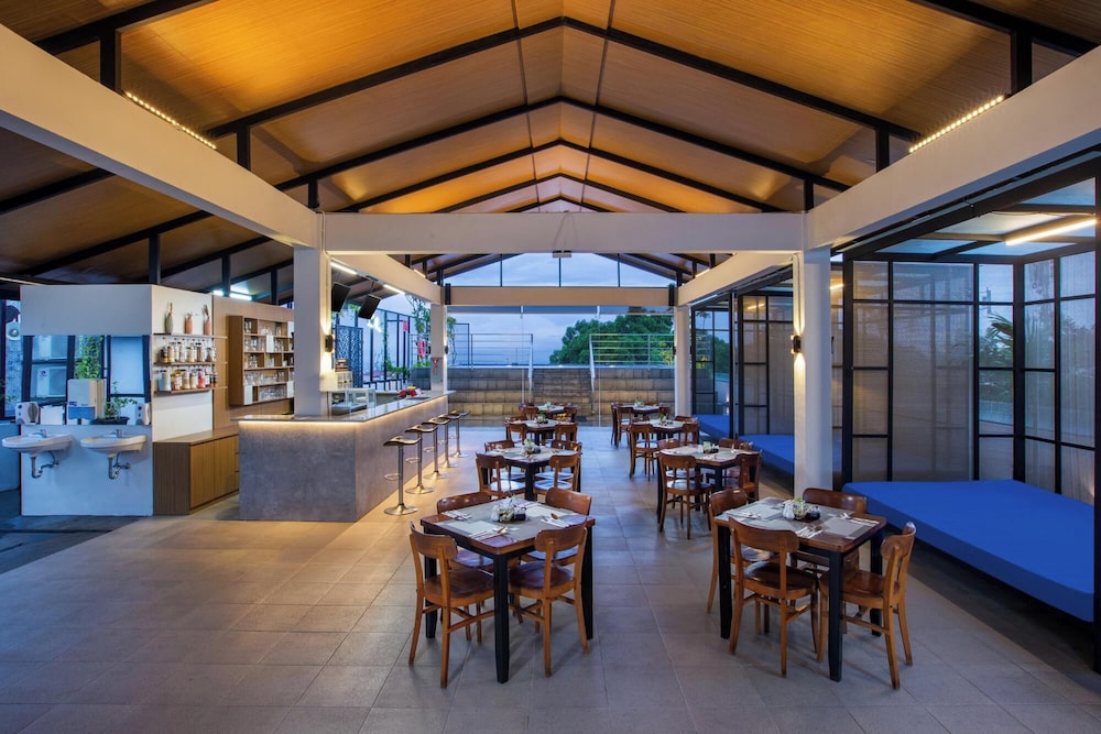 Hotel NEO Dipatiukur - Bandung by ASTON 21/34