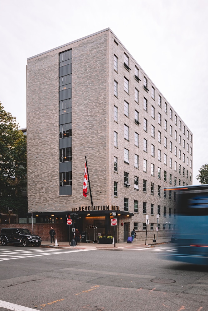 The Revolution Hotel 8/64