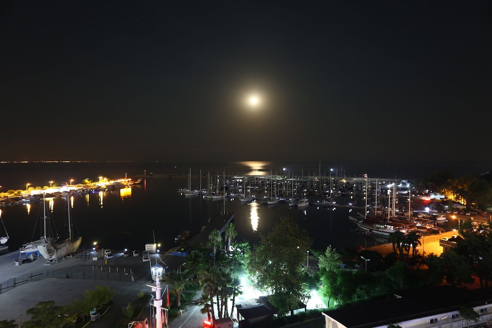 Hotel Phenicia Marina (Hotel Finike Marina) 2/50
