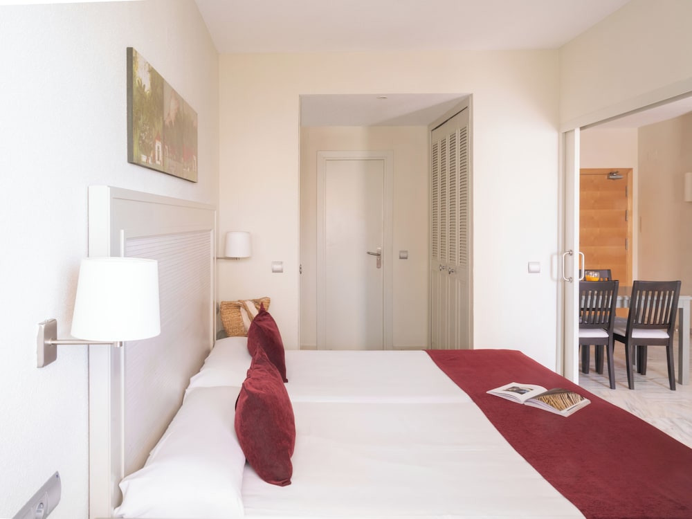 Ona Marinas de Nerja Spa Resort 20/72