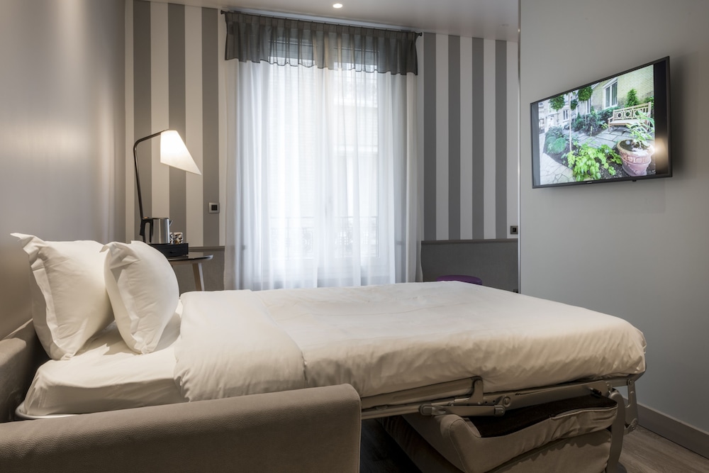 جناح جونيور بسرير كوين مع أريكة، Hotel Magellan 6/10