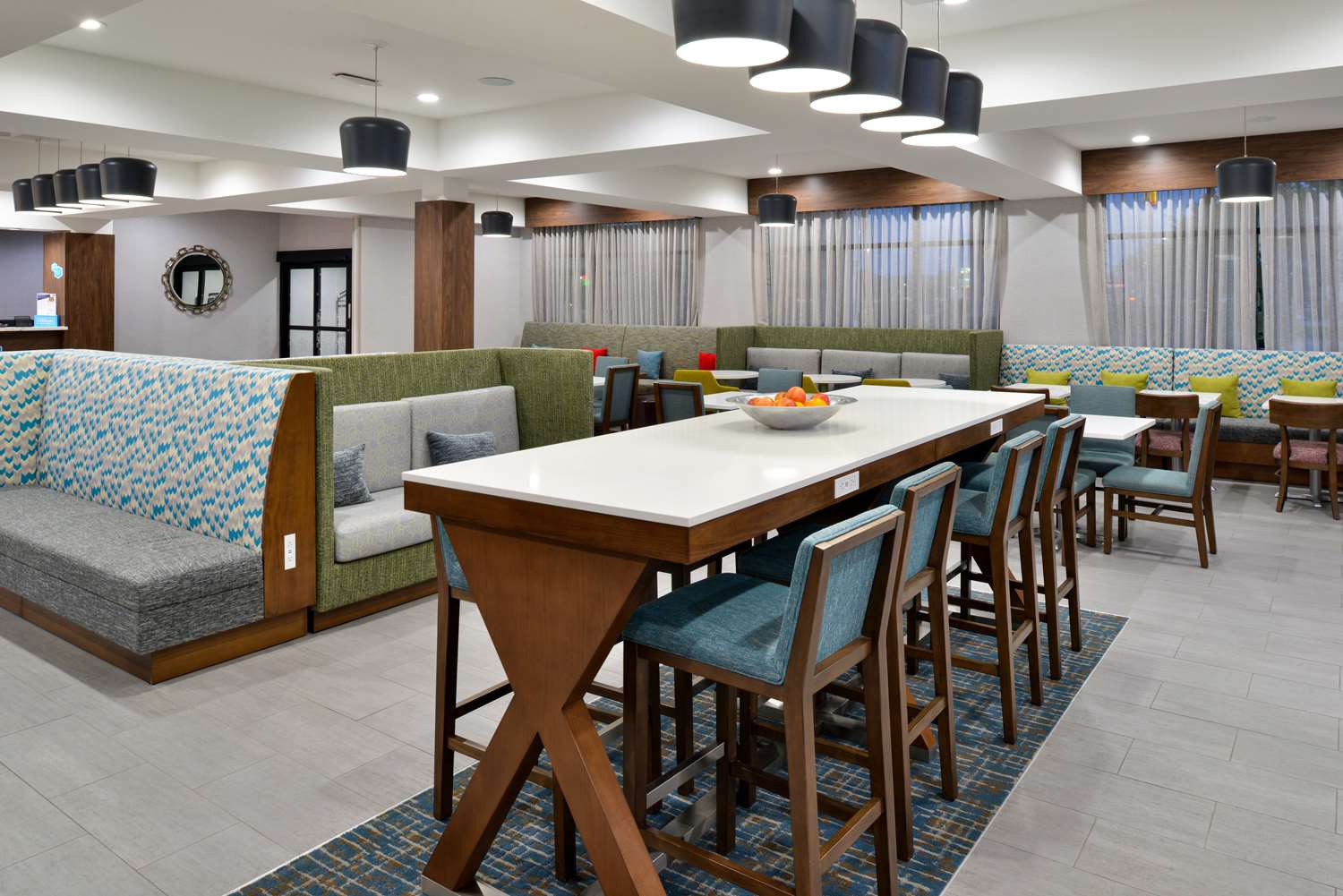 restaurant cafeteria