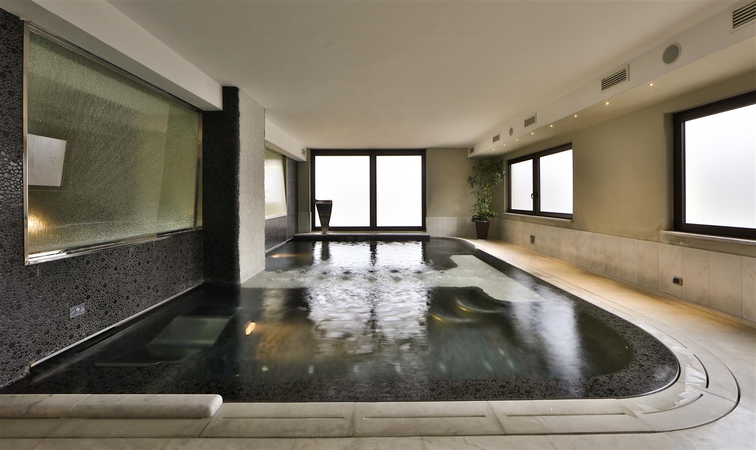 Best Western Hotel Globus City 32/63