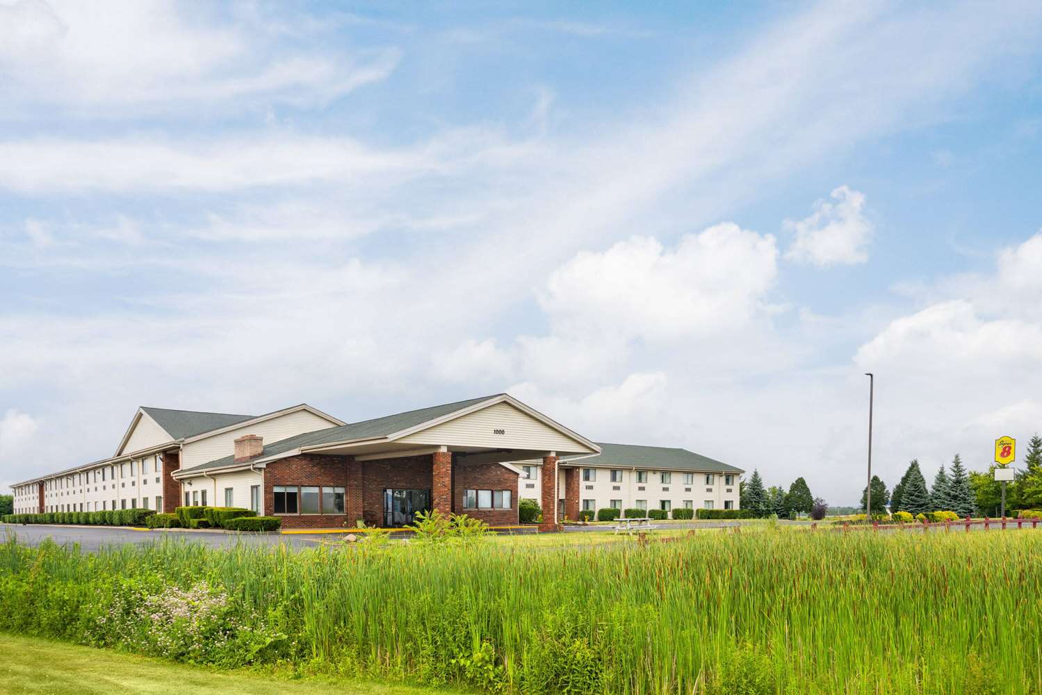 Super 8 By Wyndham Henrietta/Rochester Area in HENRIETTA - NY