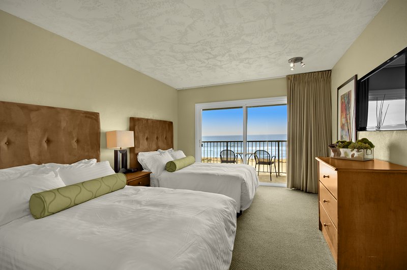Surfer Beach Hotel 20/59