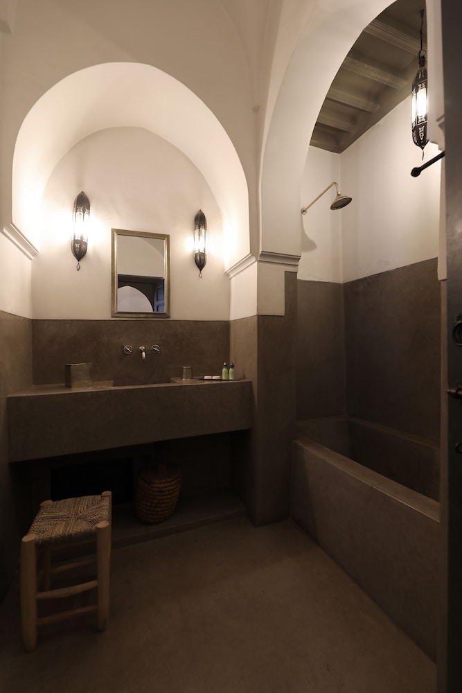 Riad Zaouia 44 4/73