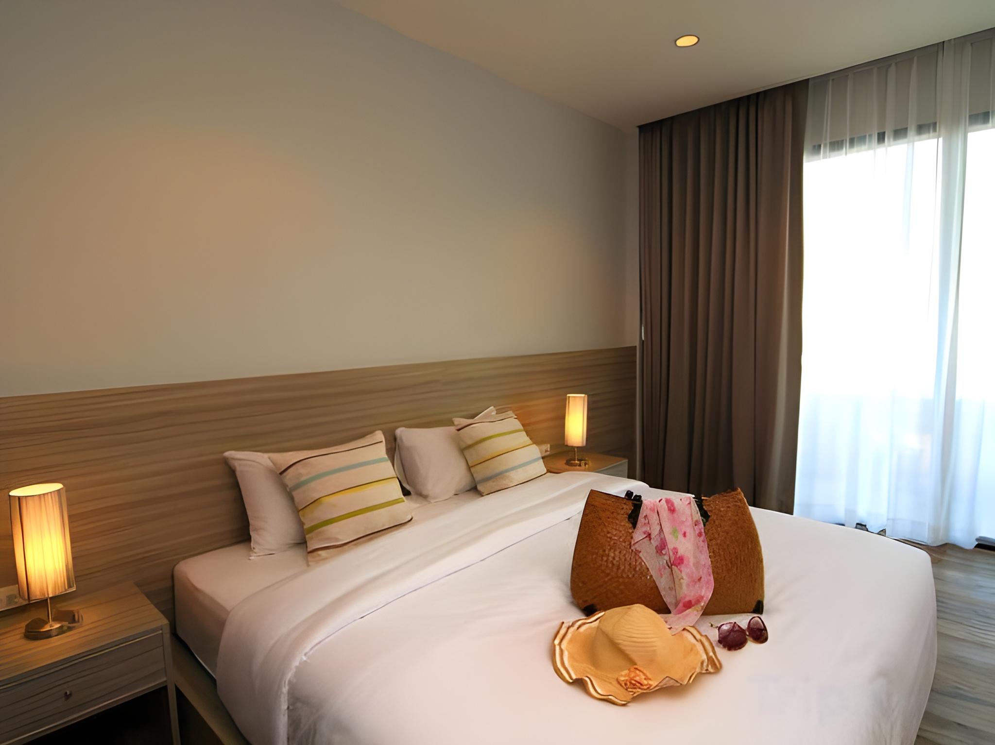 Superior, Double Bed, Pool Access