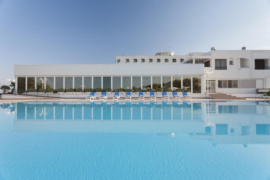 Grand Hotel Costa Brada 41/43