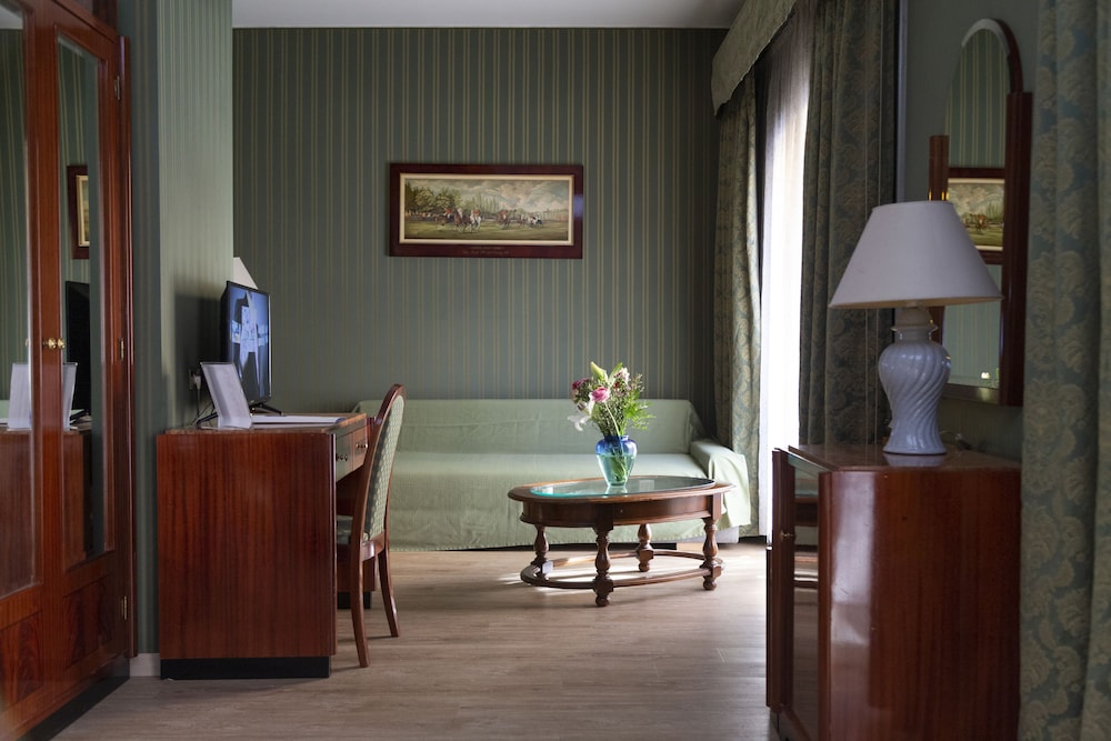 Jr Hotels Bocconi Milano 4/60