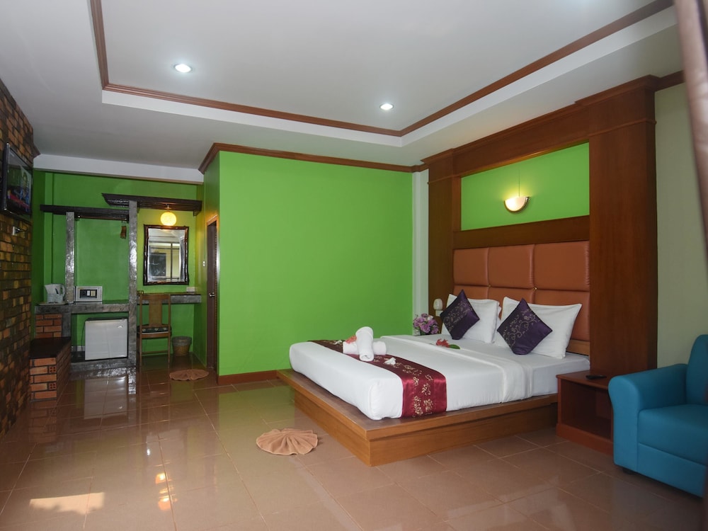 LANTA RIVIERA RESORT 23/37