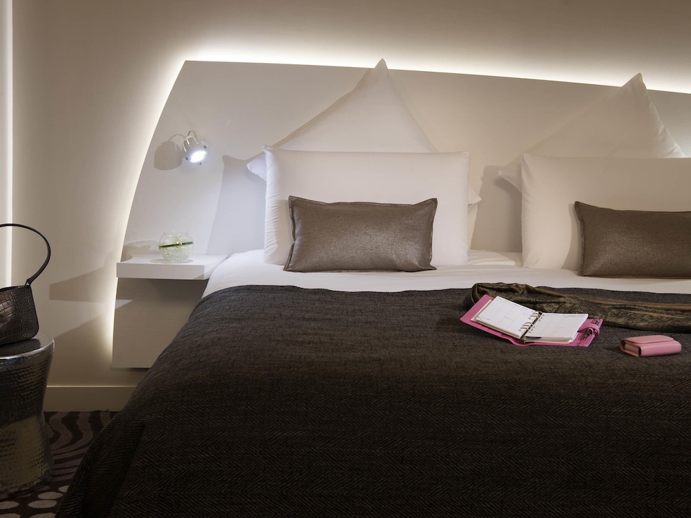 Mercure Paris Levallois Perret 40/63