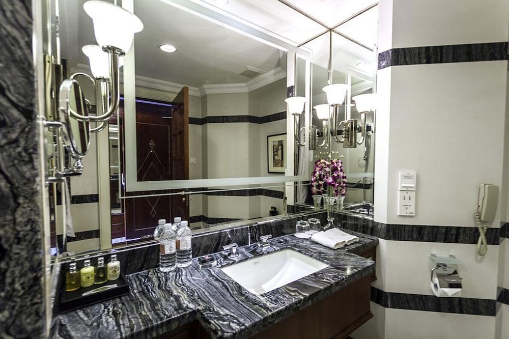 Xijiao State Guest Hotel 34/75