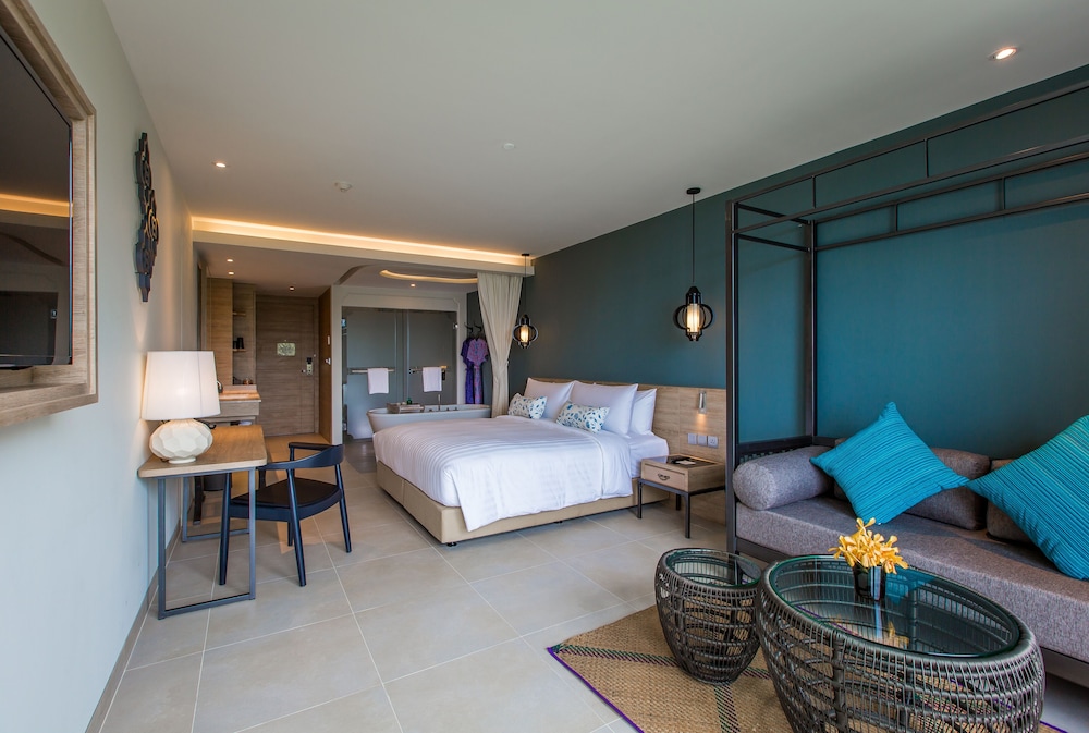 AtEase Phuket Patong 33/82