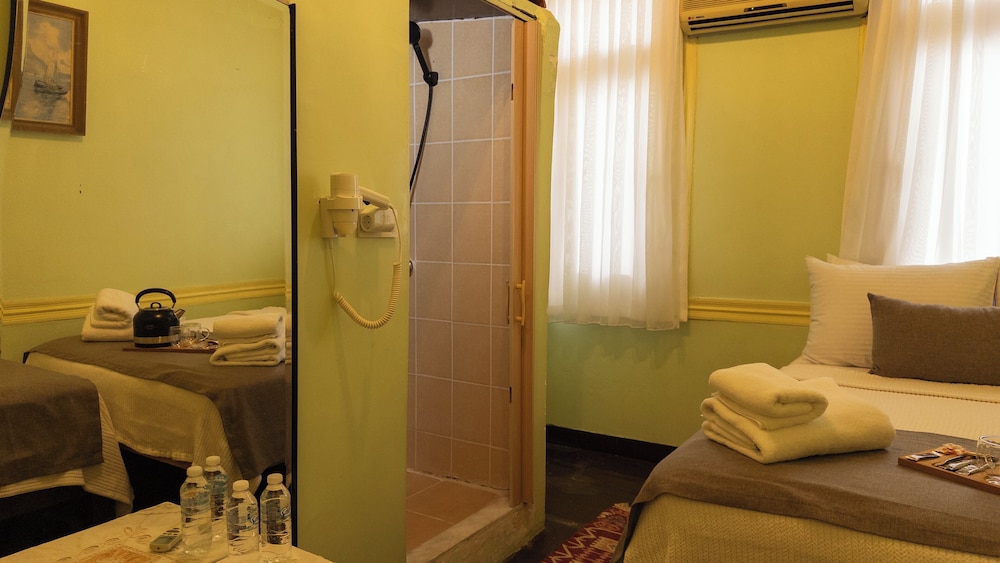 Antikhan Butik Otel 58/60
